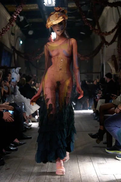 Look 31